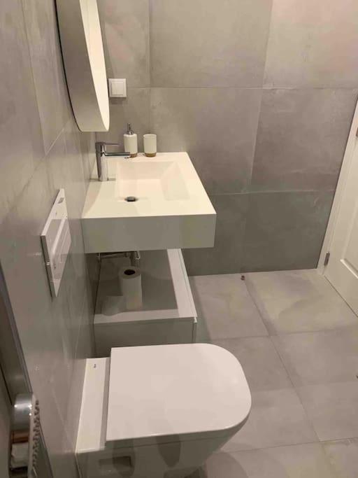 Apartment Center Marques I *